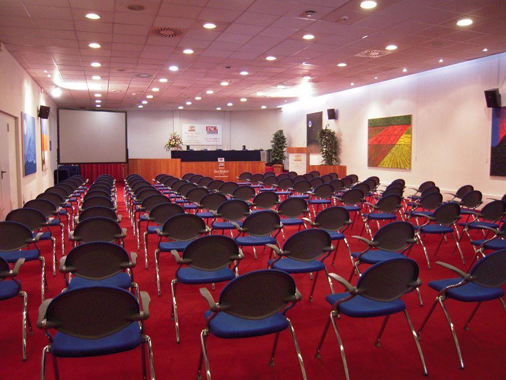 Hotel San Marco&Formula Club Noceto Esterno foto