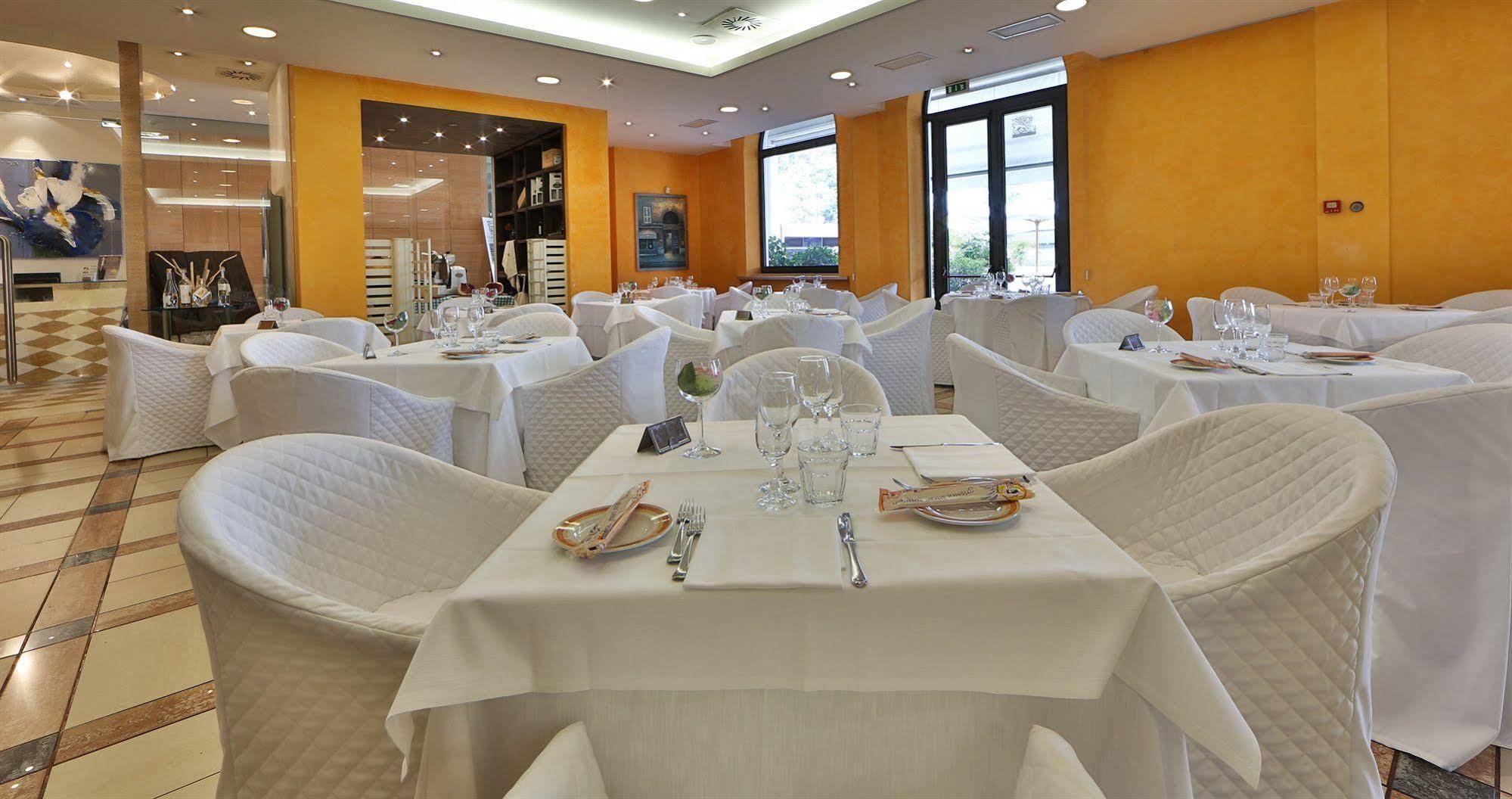 Hotel San Marco&Formula Club Noceto Esterno foto